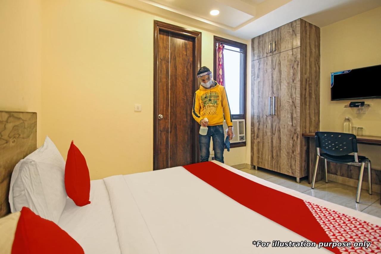 Oyo Flagship Hotel Iceland Palace Bhopal Buitenkant foto